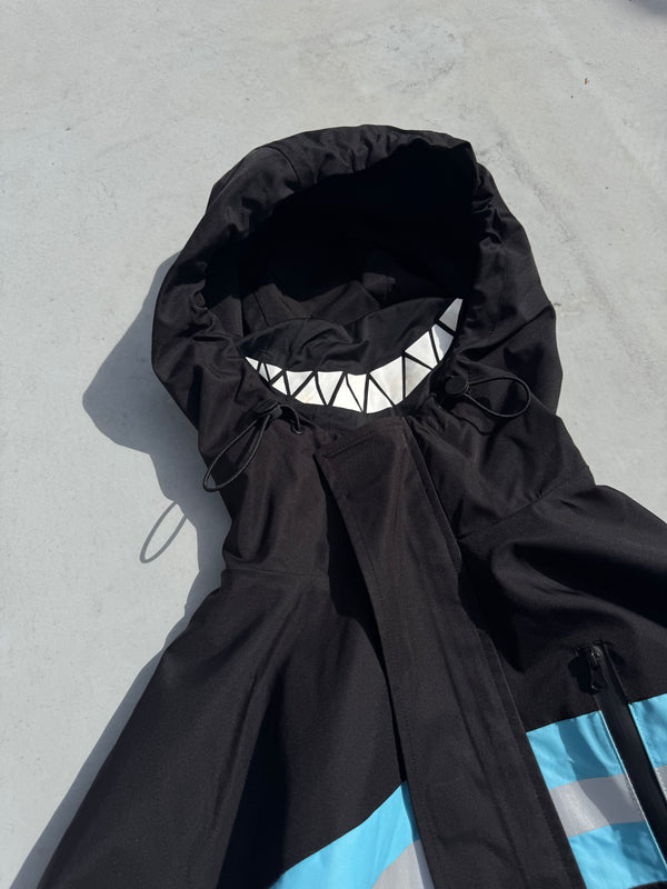 PRE-ORDER: FIRE WINDBREAKER