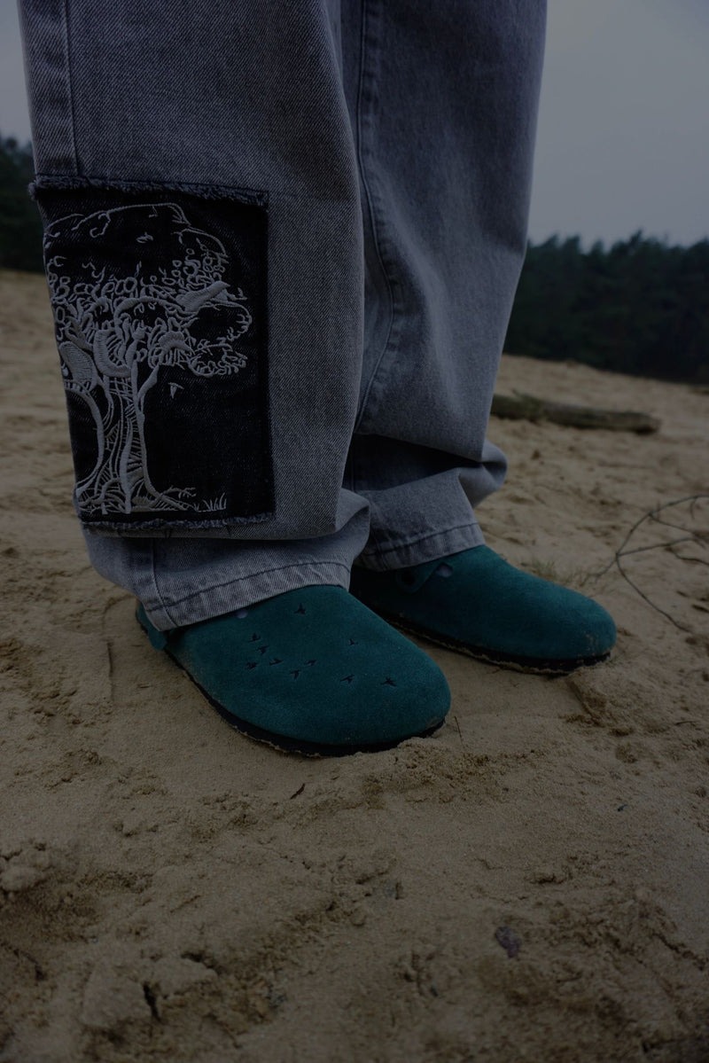 FREEDOM CLOGS