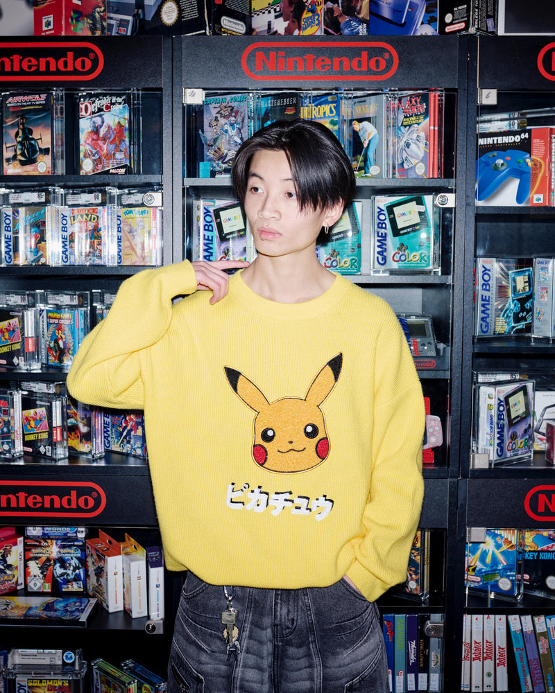 PIKACHU KNIT SWEATER