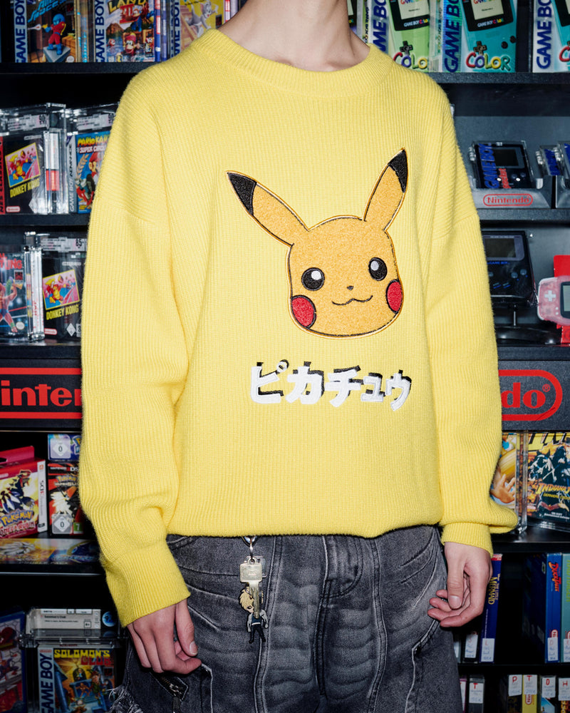 PIKACHU KNIT SWEATER